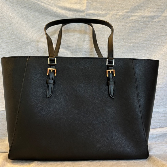 Michael Kors Sally Large 2-1 Saffiano Leather and Logo Tote Bag - Picture 4 of 16